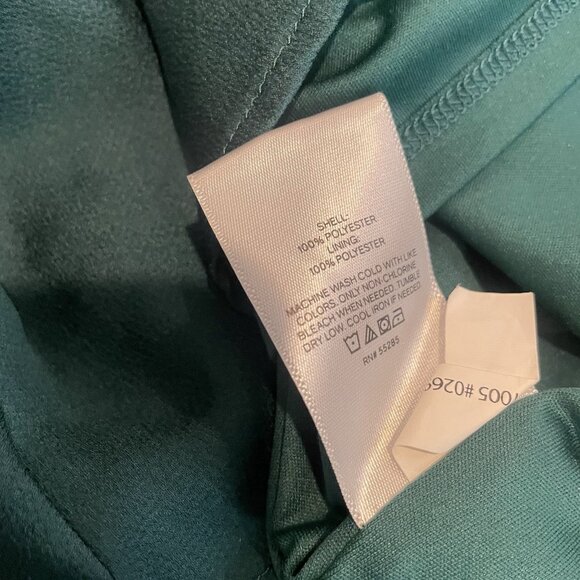 Express Dress Womens Small Emerald Green Vneck Long Sleeve Knee Holiday Casual - Picture 4 of 8